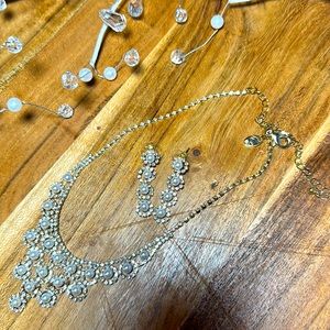 NWOT Charming Charlie’s Pearl Set